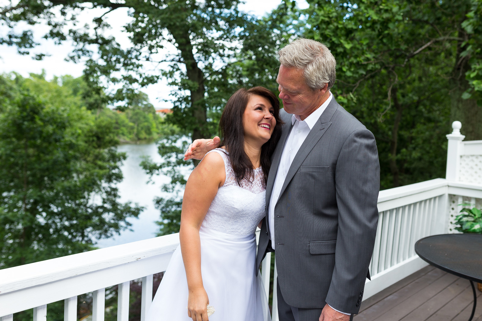 Bride and dad at Annapolis Waterfront Wedding