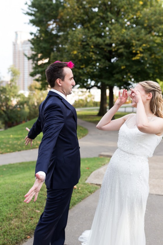 Bride and groom photos in Federal Hill Park (Baltimore, MD)