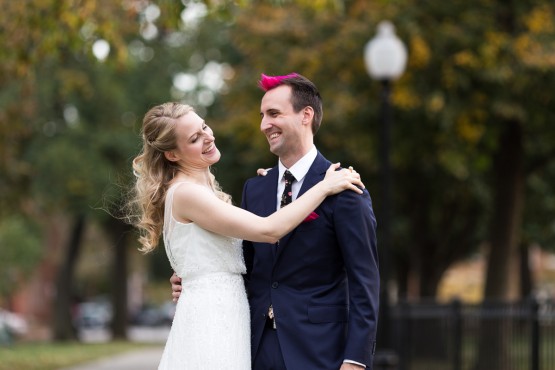 Bride and groom photos in Federal Hill Park (Baltimore, MD)